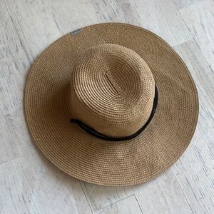 Columbia Semi Floppy Wide Brim Hat